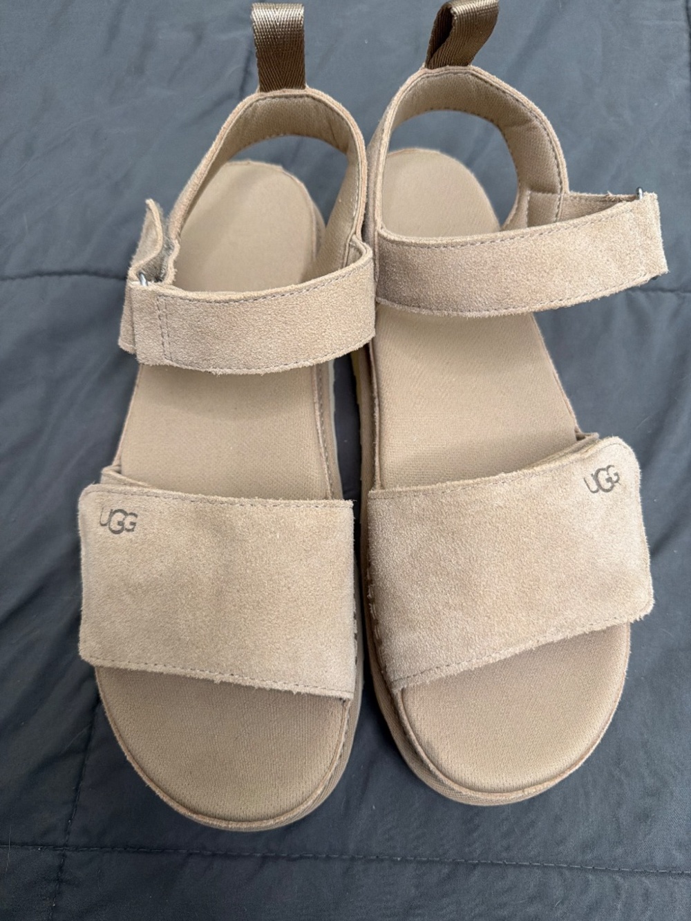 Sandals - Picture 2 of 3